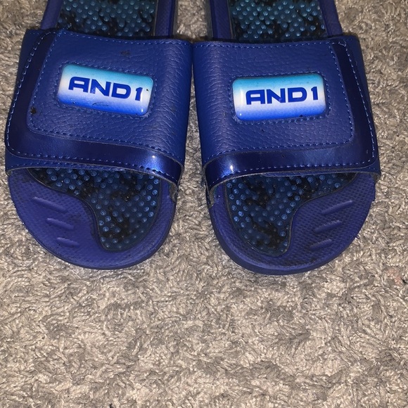 And 1 Velcro slides size 3/4 - Picture 2 of 3